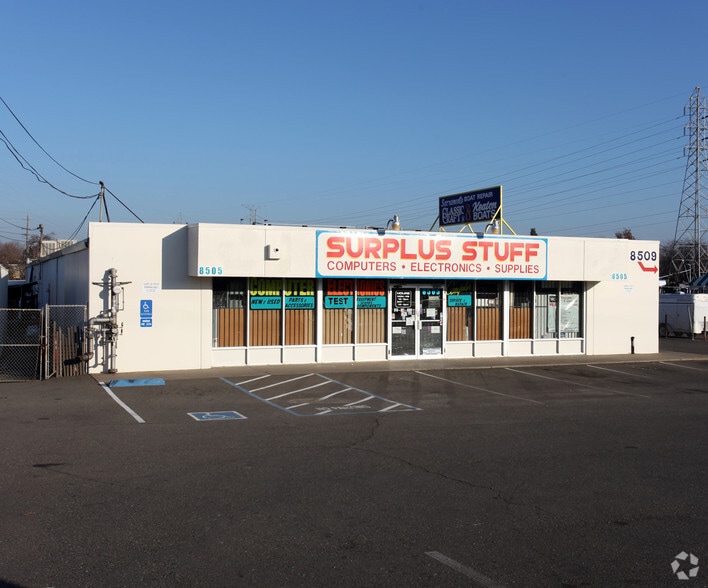 More Photos Of 8505-8509 Folsom Blvd, Sacramento Warehouse For Lease
