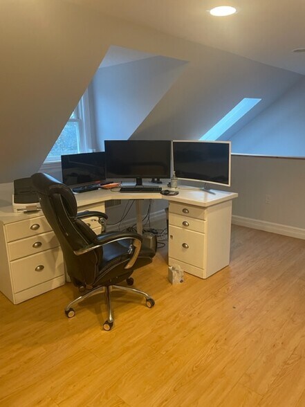 More Photos Of 280 W Main St, Sayville Office For Sale