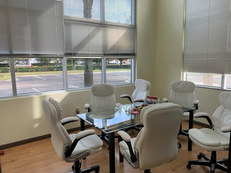 More Photos Of 8810 Commodity Cir, Orlando Showroom For Sale