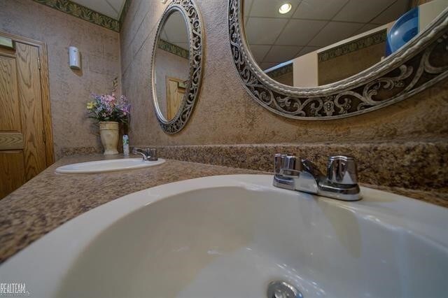 More Photos Of 24611 Gratiot Ave, Eastpointe Freestanding For Sale