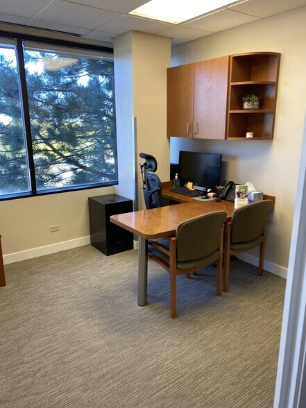 More Photos Of 1585 N Barrington Rd, Hoffman Estates Medical For Sale