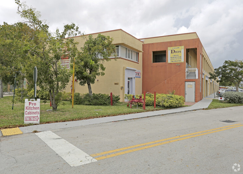 Primary Photo Of 10675 SW 190th St, Miami Unknown For Lease