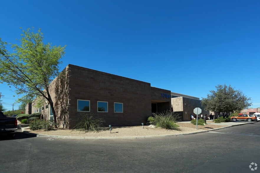 More Photos Of 1704 W Anklam Rd, Tucson Medical For Lease