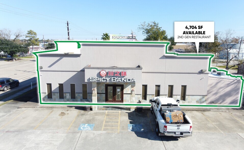 Primary Photo Of 1127 Marina Bay Dr, Kemah Restaurant For Sale