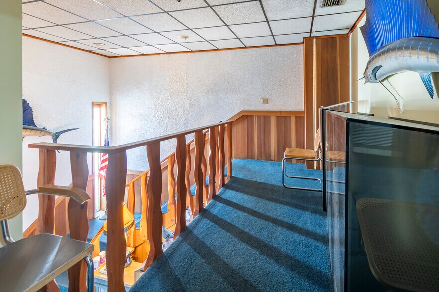 More Photos Of 15221 NE 21st Ave, Miami Warehouse For Sale