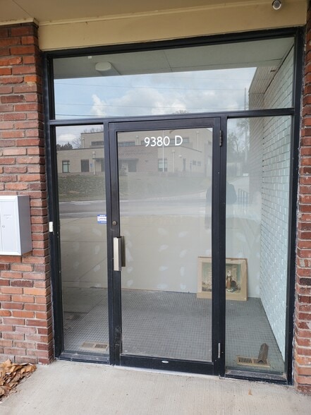 Primary Photo Of 9380 Watson Industrial Park, Crestwood Warehouse For Lease