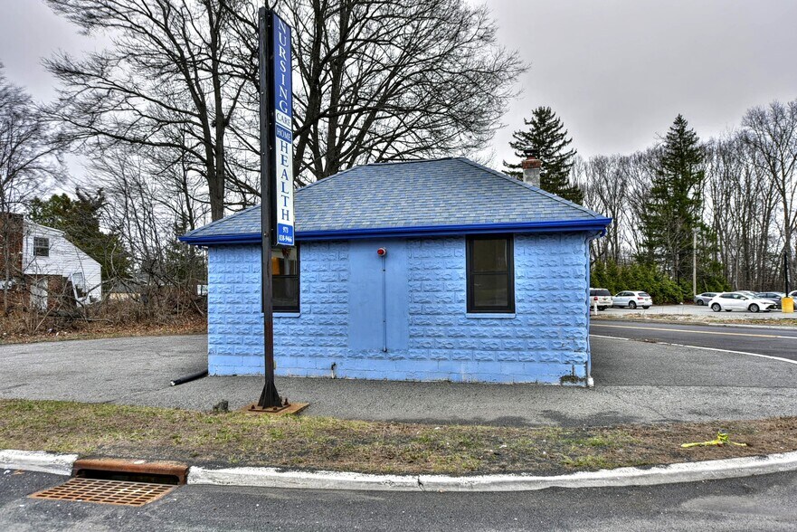 More Photos Of 1432 State Rt 23, Butler Freestanding For Lease