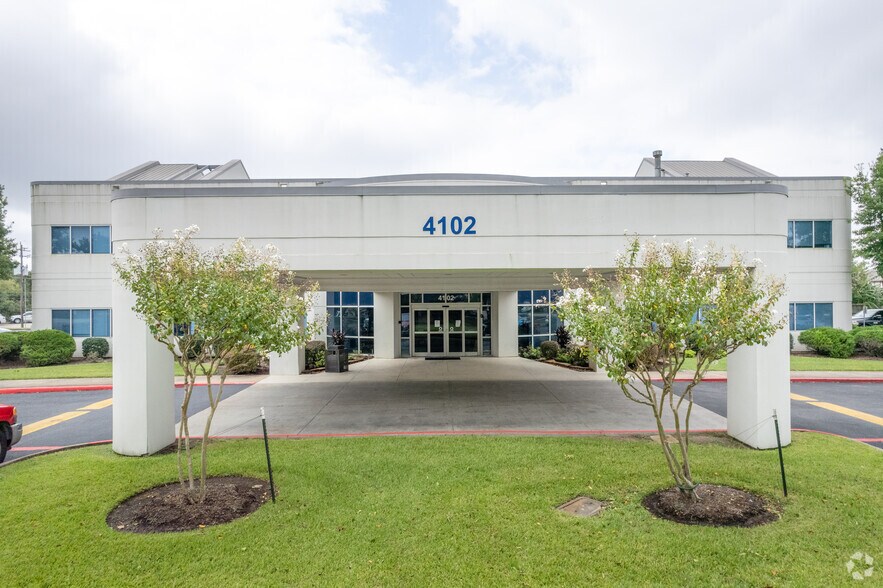 More Photos Of 4102 Woodlawn Ave, Pasadena Medical For Lease