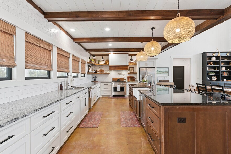 More Photos Of 8515 Old Highway 259, Waynesville Hospitality For Sale
