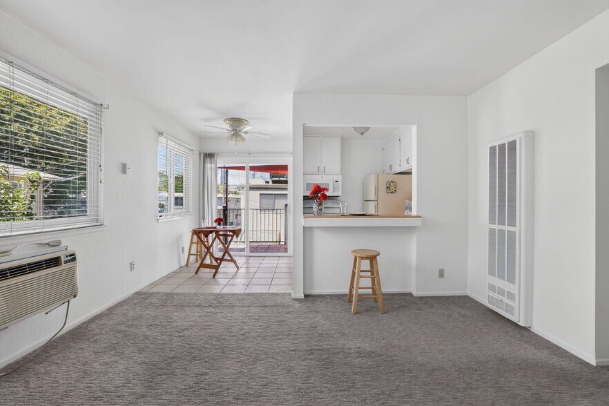 More Photos Of 614 17th St, Sacramento Apartments For Sale