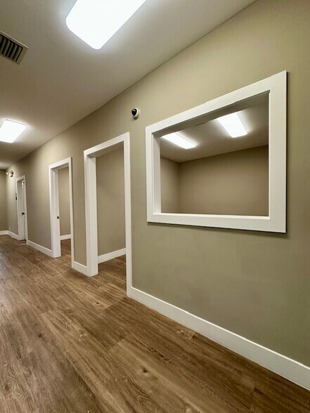 More Photos Of 5397 Orange Dr, Davie Office Residential For Lease