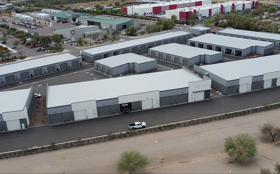 More Photos Of 450 E Willis Rd, Chandler Self Storage For Sale