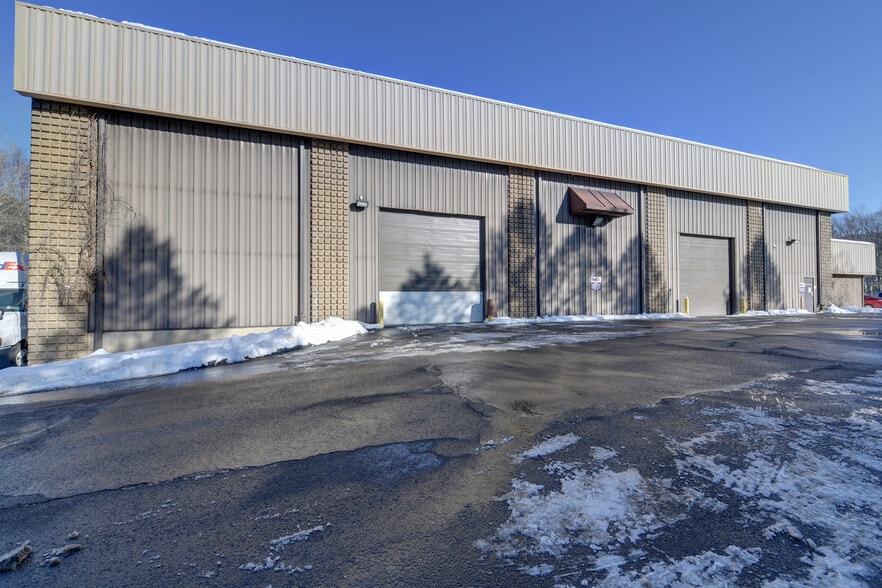 More Photos Of 1 Federico Dr, Pittsfield Light Distribution For Sale