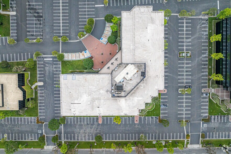 More Photos Of 17800 Castleton St, City of Industry Office For Lease