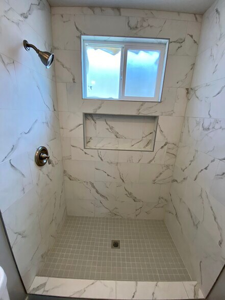 More Photos Of 21-33 S 35th St, San Diego Apartments For Sale