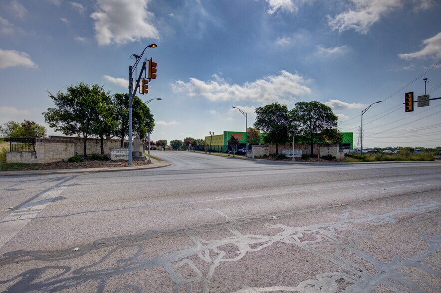 More Photos Of 10600 O'Connor rd, Live Oak Land For Sale