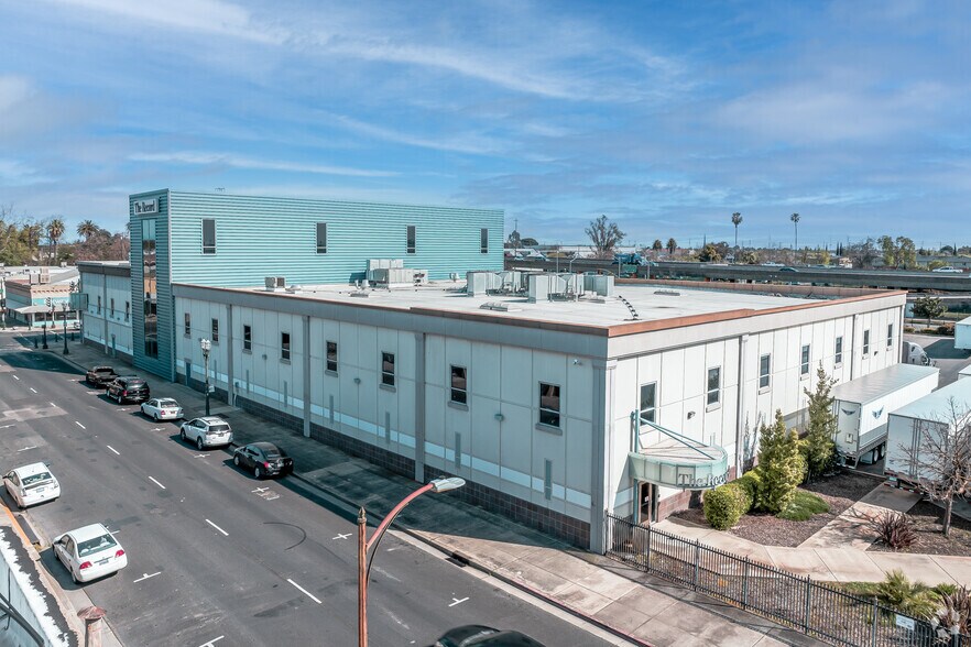 Primary Photo Of 612 E Market St, Stockton Refrigeration Cold Storage For Lease