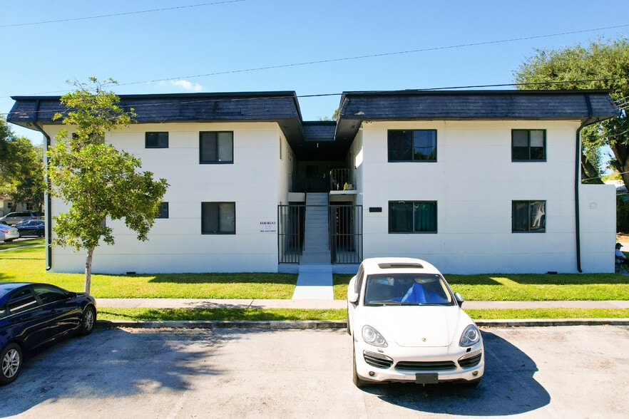 Primary Photo Of 17150 NE 23rd Ave, North Miami Beach Apartments For Sale