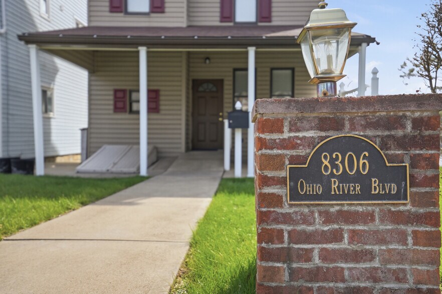 More Photos Of 8306 Ohio River Blvd, Pittsburgh Office For Sale