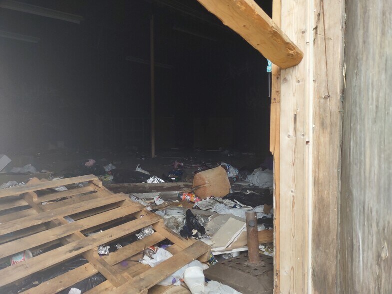 More Photos Of 1615 Retreat St, Baltimore Warehouse For Sale