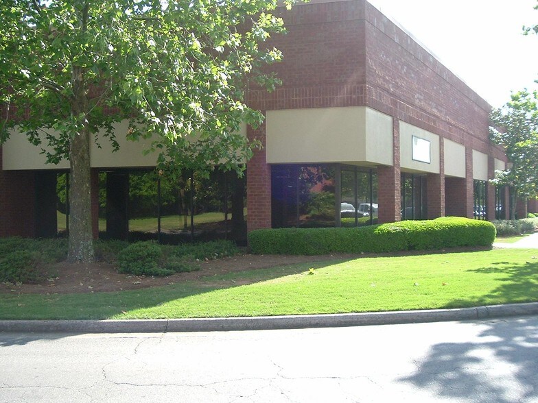 More Photos Of 1349 Old 41 Hwy NW, Marietta Light Distribution For Lease