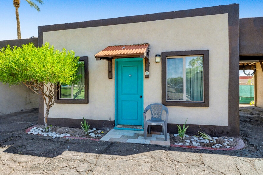 More Photos Of 537 S Country Club Dr, Mesa Hotel For Sale
