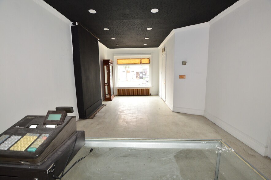 More Photos Of 241 N 7th St, Allentown Storefront Retail Office For Lease