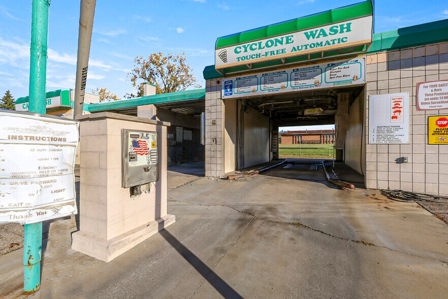 More Photos Of 3422 Flushing Rd, Flint Auto Repair For Sale