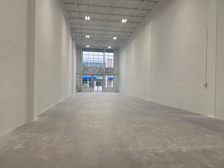 More Photos Of 95 Inspire Blvd, Brampton Warehouse For Sale