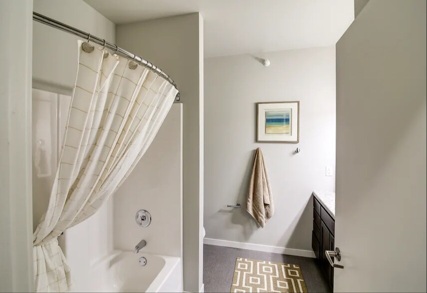 More Photos Of 1220-1250 27th Ave NW, Minot Apartments For Sale