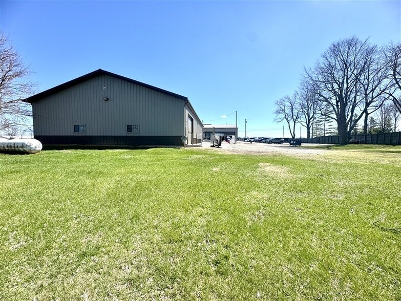 More Photos Of 8062 US Route 127, Greenville Flex For Sale