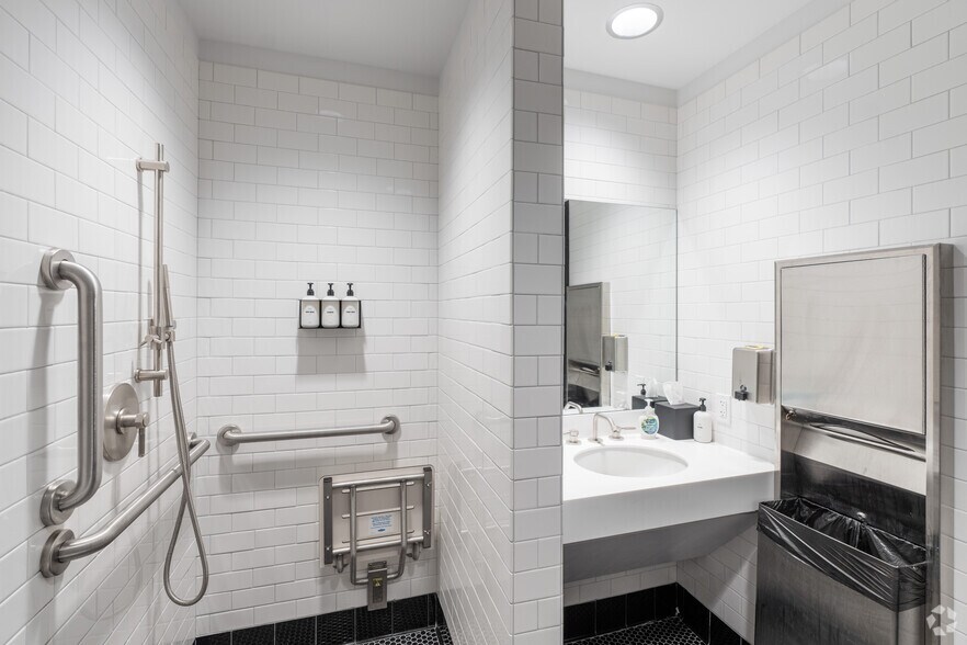 More Photos Of 356 Wythe Ave, Brooklyn Coworking Space