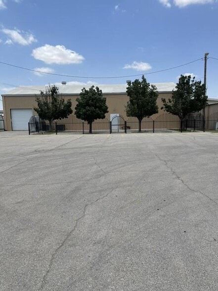 More Photos Of 7521 W University Blvd, Odessa Lodge Meeting Hall For Sale