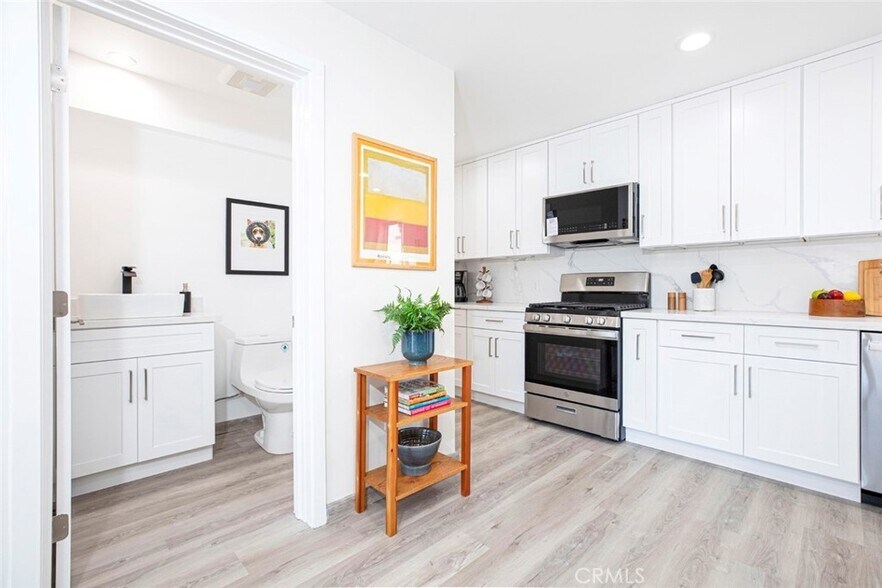 More Photos Of 1754 N Berendo St, Los Angeles Apartments For Sale
