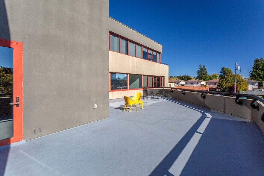 More Photos Of 1701 Novato Blvd, Novato Office For Lease