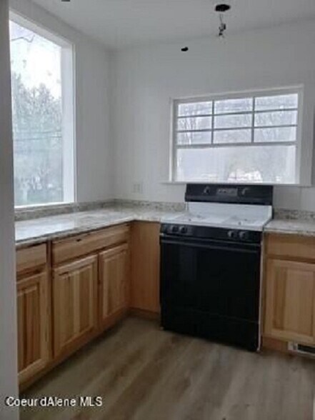 More Photos Of 6476 Kootenai St, Bonners Ferry Apartments For Sale