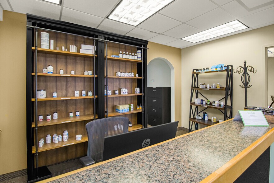 More Photos Of 4641-4671 White Bear Pky, White Bear Lake Office Residential For Sale