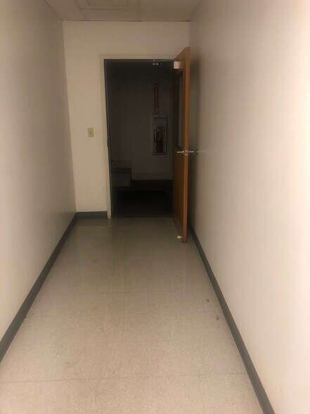 More Photos Of 3555-3559 W Wright St, Boise Light Manufacturing For Lease