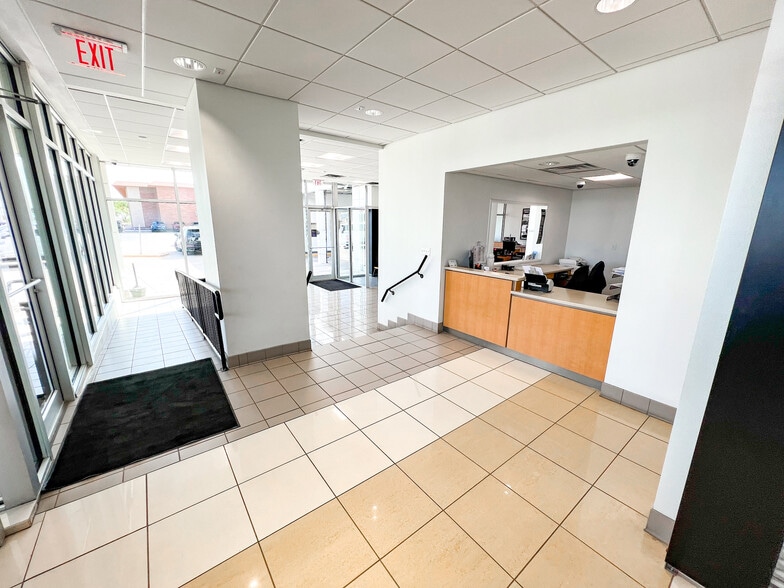 More Photos Of 3205 W Wall St, Midland Auto Dealership For Sale
