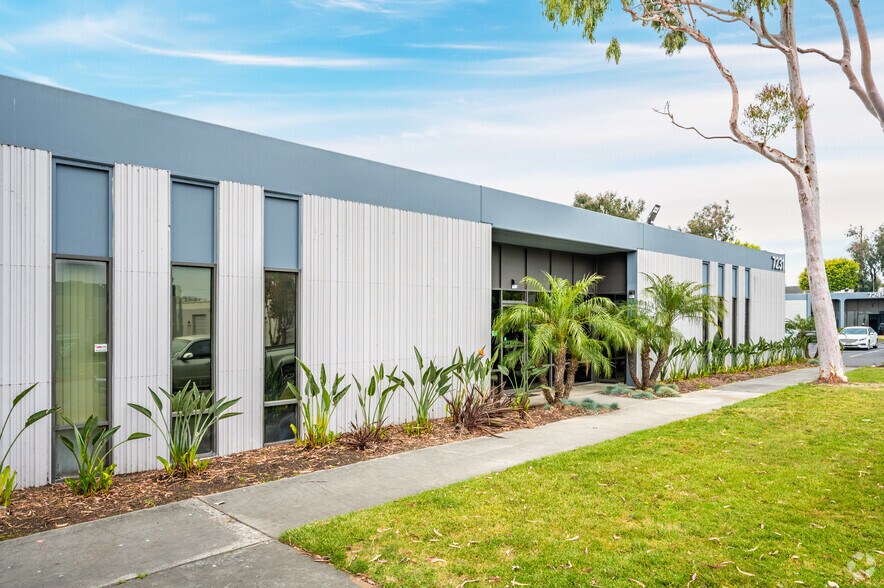 More Photos Of 7201-7291 Garden Grove Blvd, Garden Grove Unknown For Lease