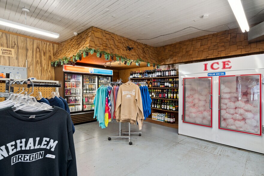 More Photos Of 35800 7th (Hwy101) St, Nehalem Storefront Retail Residential For Sale