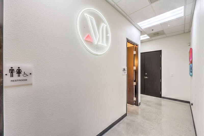 More Photos Of 1880 E Warm Springs Rd, Las Vegas Loft Creative Space For Sale