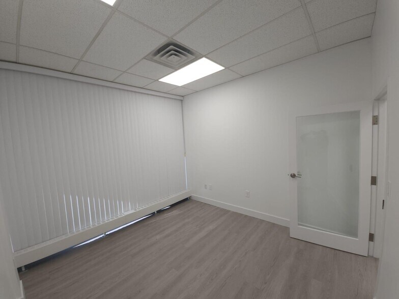 More Photos Of 140 Mountain Ave, Springfield Office For Lease