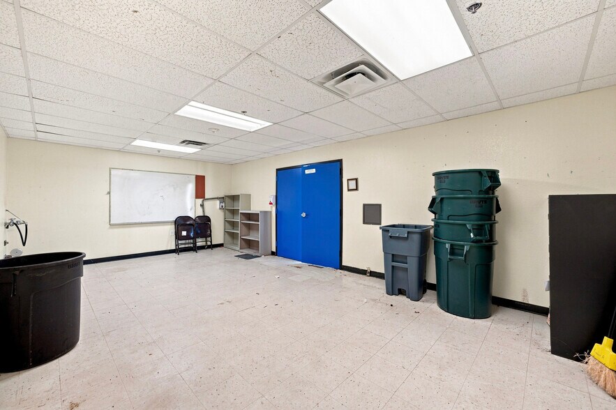 More Photos Of 2929 E McKellips Rd, Mesa Schools For Sale