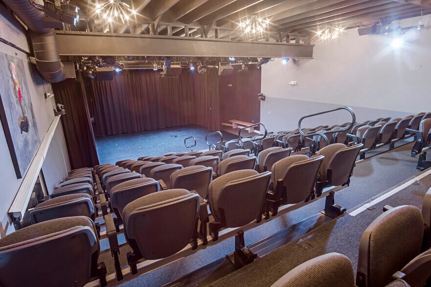 More Photos Of 5142 Lankershim Blvd, North Hollywood Storefront For Lease