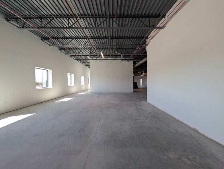 More Photos Of 675 Garden dr, Pleasant Grove Storefront Retail Office For Lease