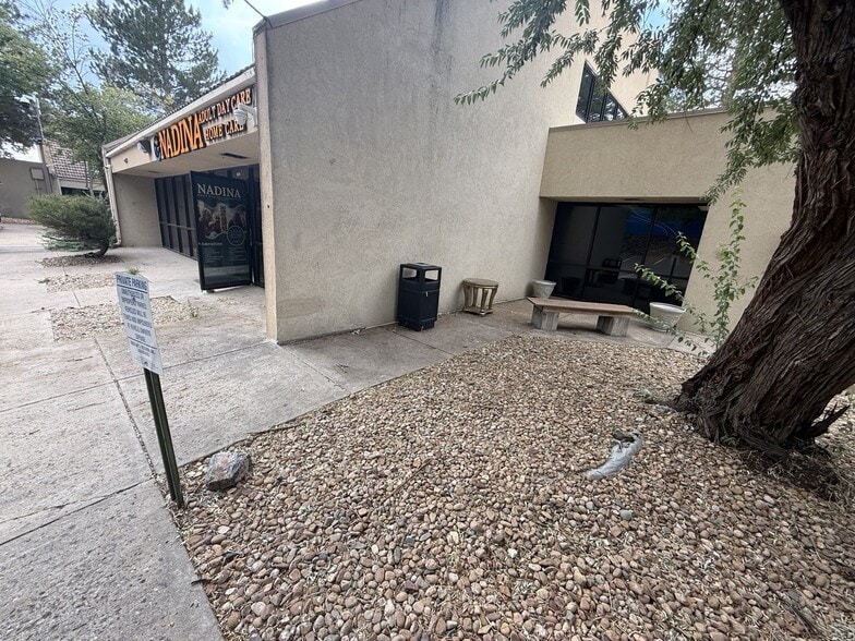 More Photos Of 10630 E Bethany Dr, Aurora Medical For Lease