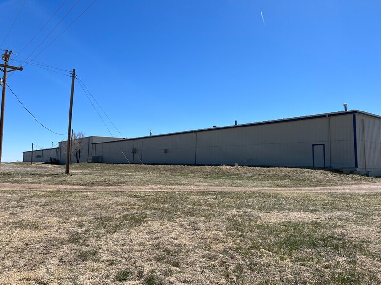 More Photos Of 1330 Banner, Sidney Warehouse For Lease