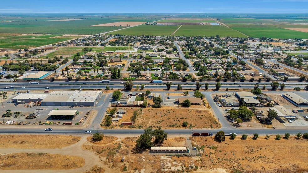 More Photos Of 210-284 N Burnett Rd, Tipton Land For Sale