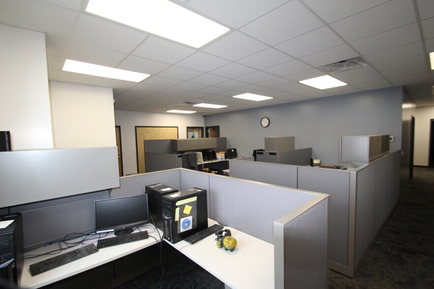 More Photos Of 1793 N Main St, Orrville Service For Sale